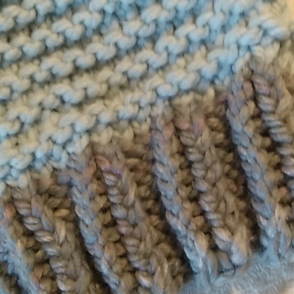 Hand-knit garter stitch hat - Picture 2 of 5